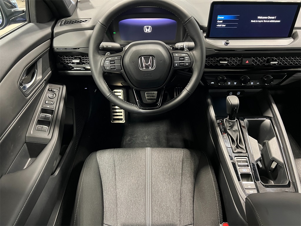 2025 Honda Accord Hybrid Sport Sedan 4 Dr. FWD 17