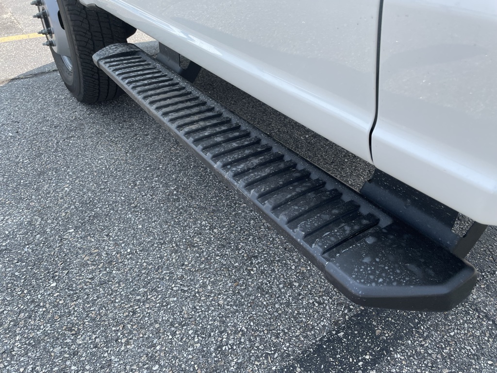 2025 Ford F-350 XL photo 13