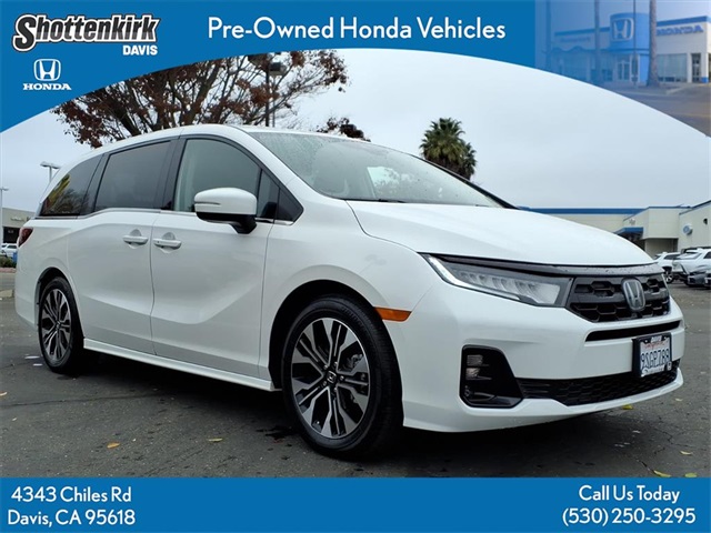 2025 Honda Odyssey Elite's photo