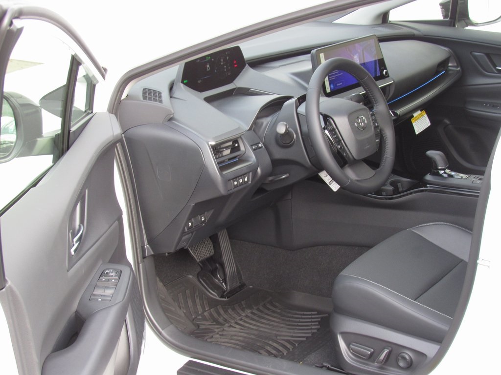 2026 Toyota Prius Plug-in Hybrid Nightshade Edition photo 9