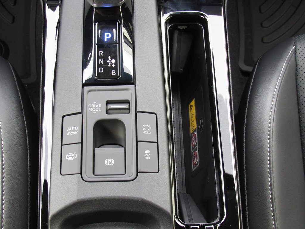 2026 Toyota Prius Plug-in Hybrid Nightshade Edition photo 28