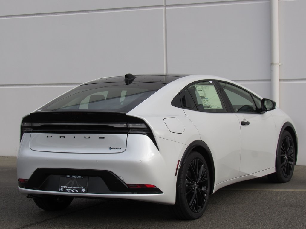 2026 Toyota Prius Plug-in Hybrid Nightshade Edition photo 6