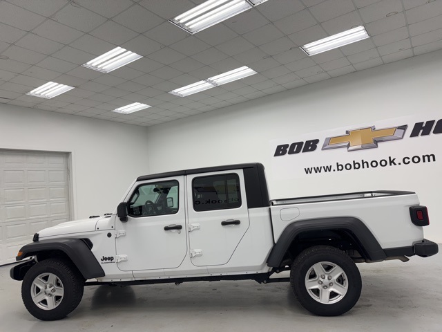 used 2023 Jeep Gladiator car, priced at $28,500