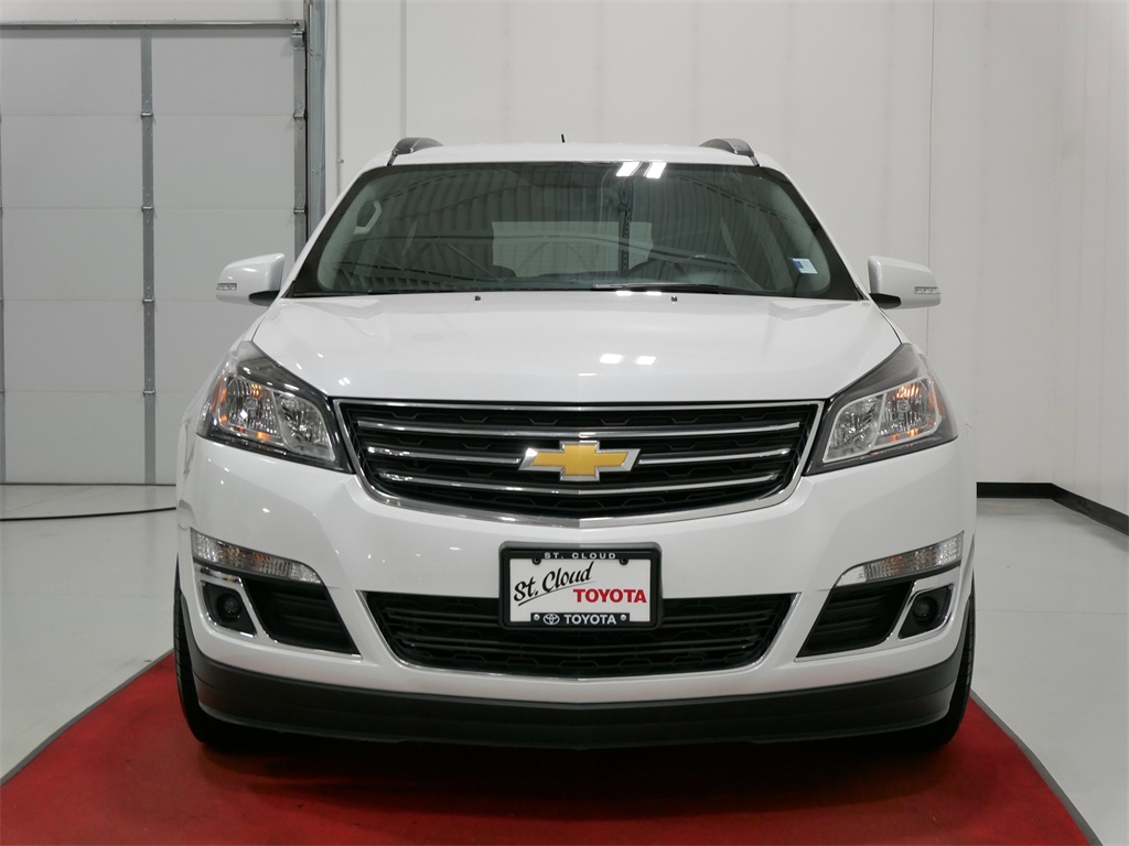 Used 2016 Chevrolet Traverse 2LT with VIN 1GNKVHKDXGJ193617 for sale in Waite Park, Minnesota