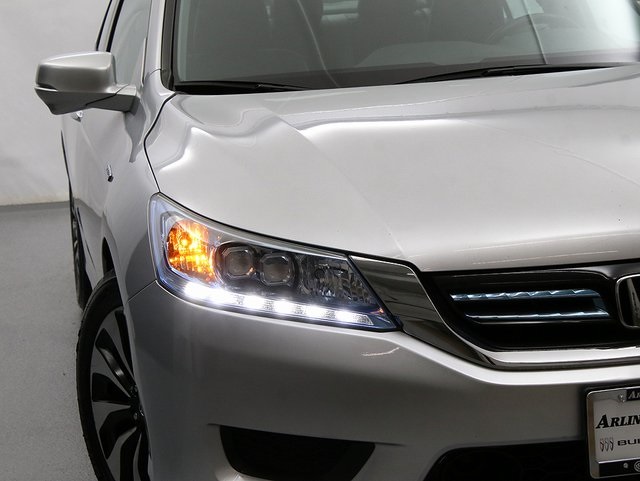 2015 Honda Accord Hybrid Touring photo 4