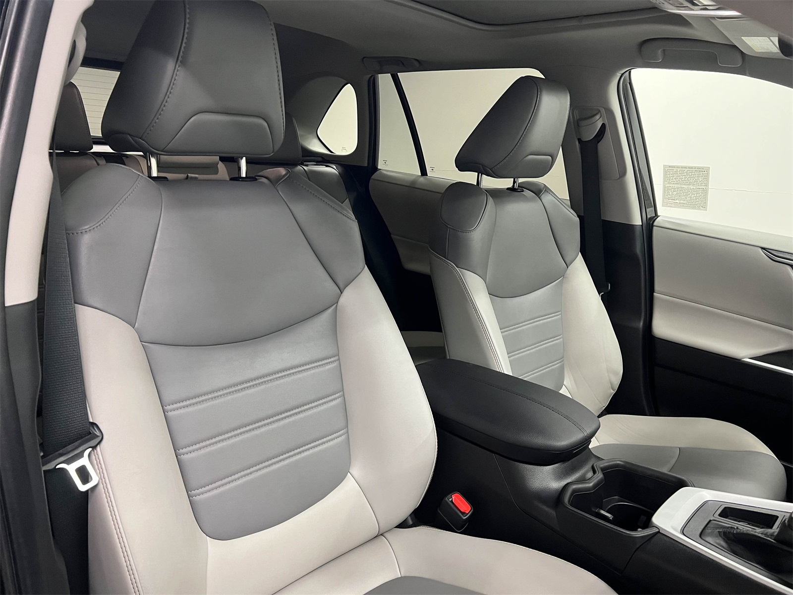 used 2022 Toyota RAV4 car, priced at $28,888