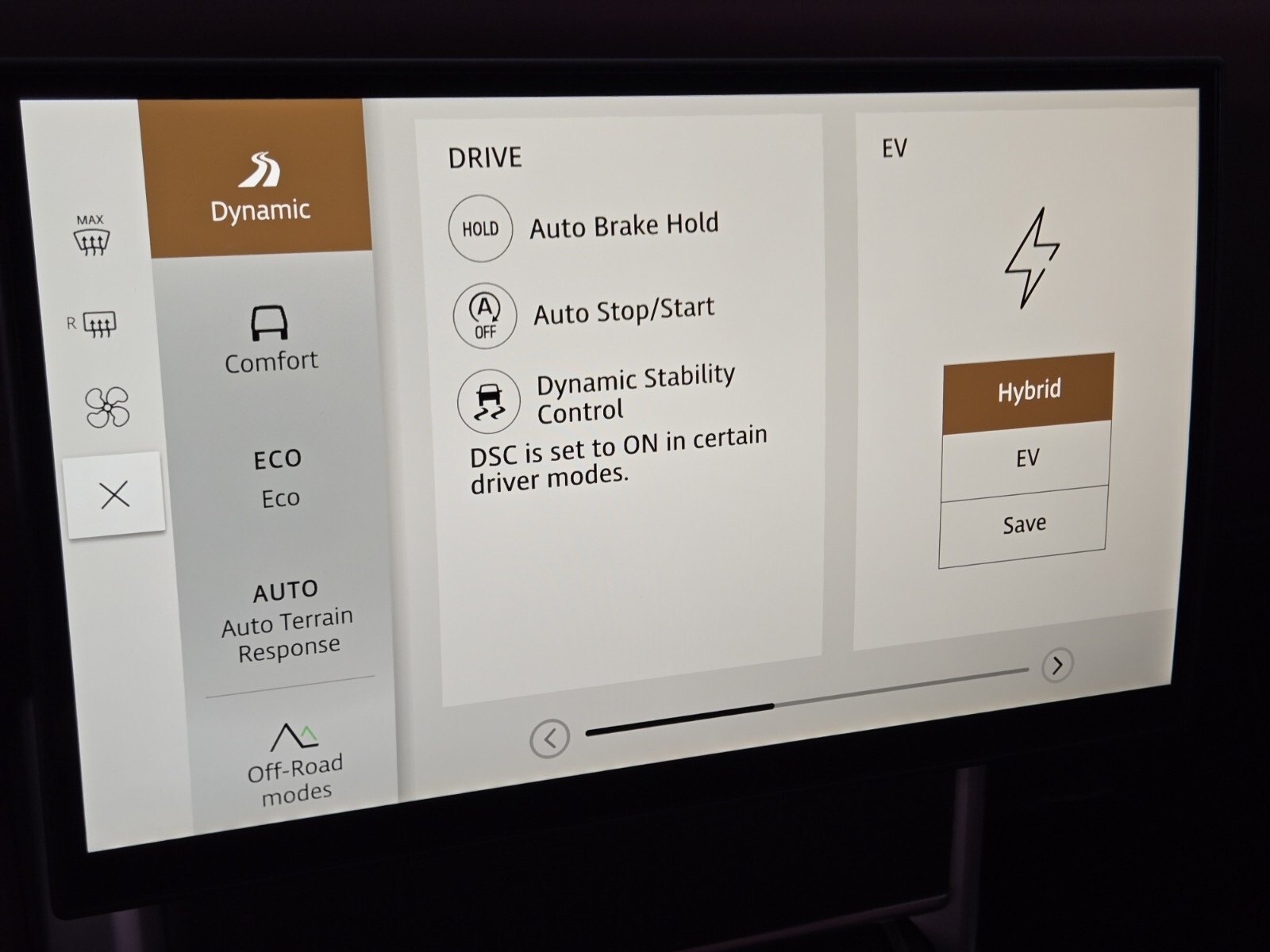 2025 Land Rover Range Rover SE photo 28