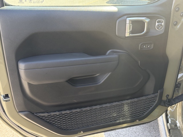 new 2026 Jeep Gladiator car, priced at $50,005