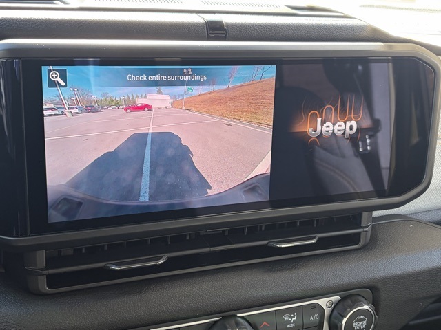 new 2026 Jeep Gladiator car, priced at $50,005