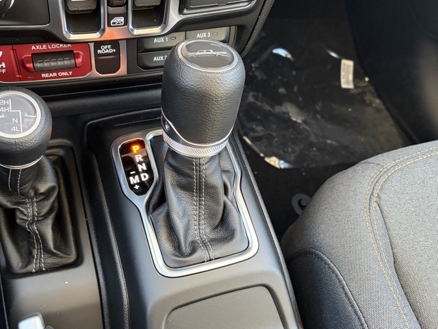 new 2026 Jeep Gladiator car, priced at $50,005