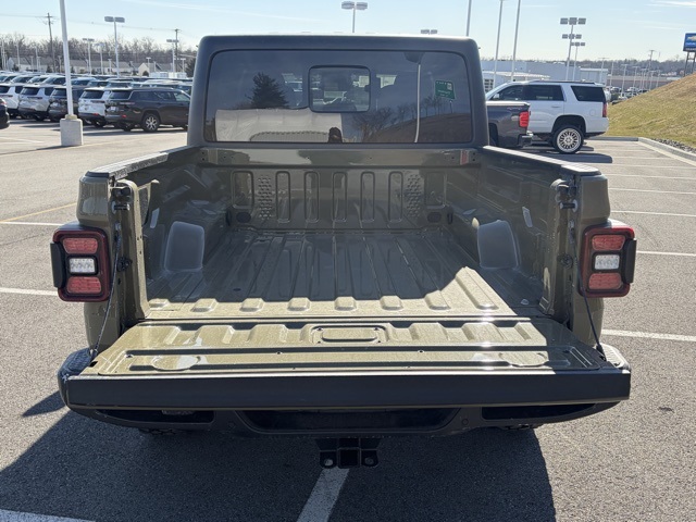 new 2026 Jeep Gladiator car, priced at $50,005