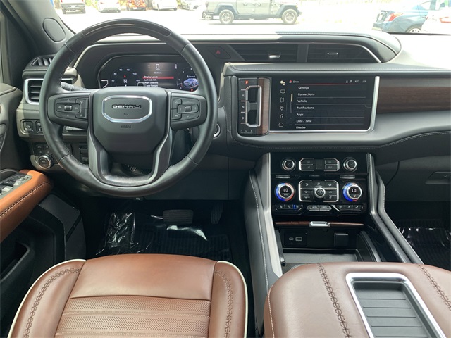 2024 White Frost Tricoat GMC Yukon XL Denali Ultimate 4X4 SUV