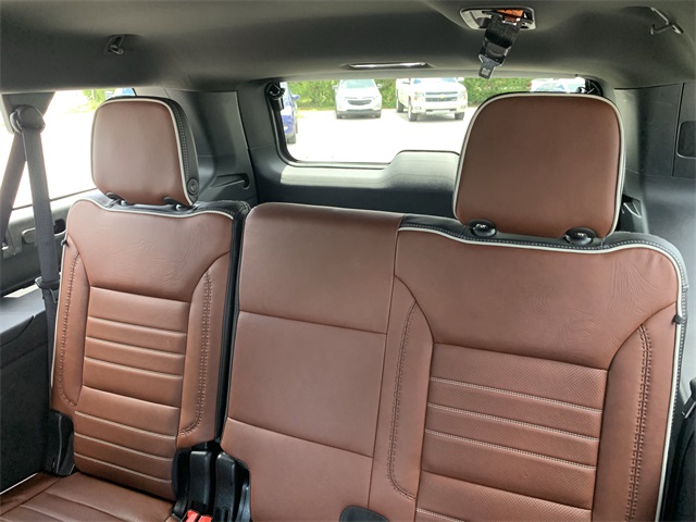 2024 White Frost Tricoat GMC Yukon XL Denali Ultimate 4X4 SUV
