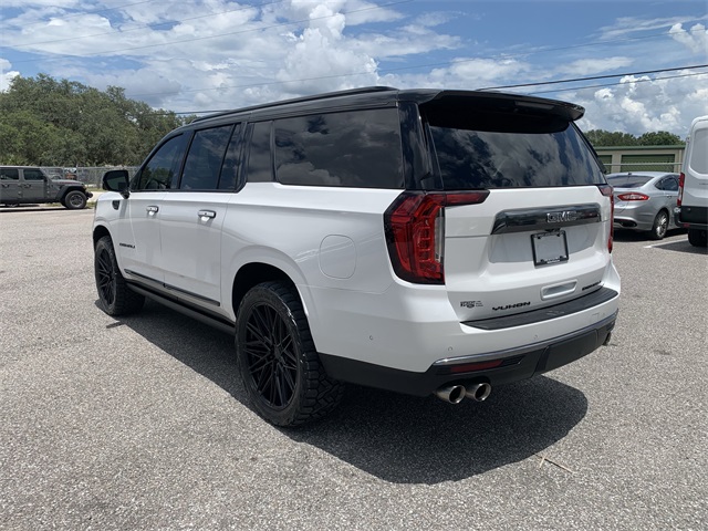 2024 White Frost Tricoat GMC Yukon XL Denali Ultimate 4X4 SUV