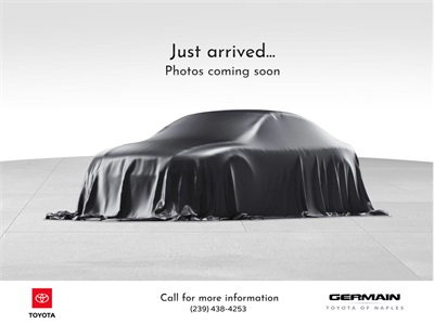 2026 Toyota Prius SE's photo