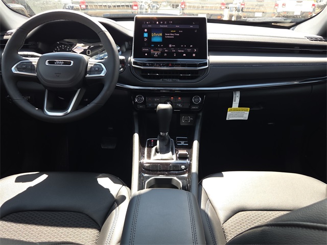 2026 Jeep Compass Latitude photo 10