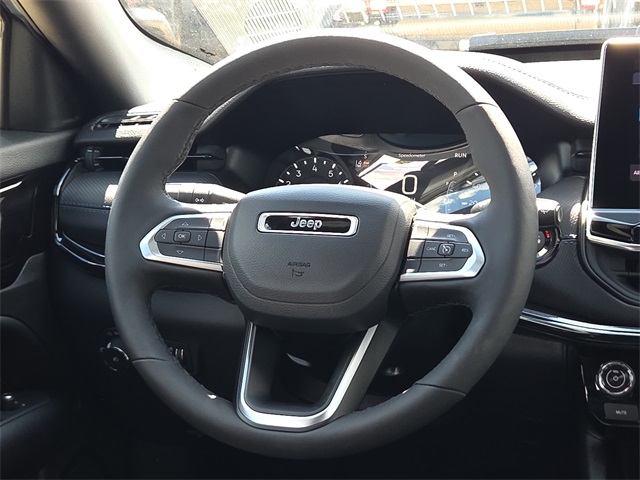 2026 Jeep Compass Latitude photo 12