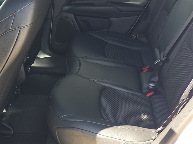 2026 Jeep Compass Latitude photo 14