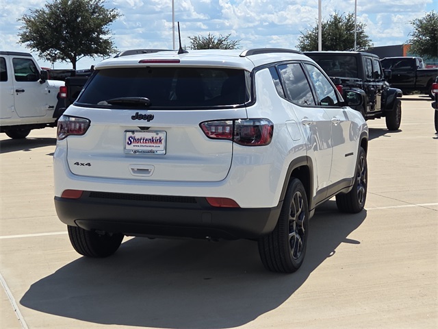 2026 Jeep Compass Latitude photo 8