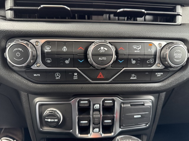 2025 Jeep Gladiator Sport S photo 20