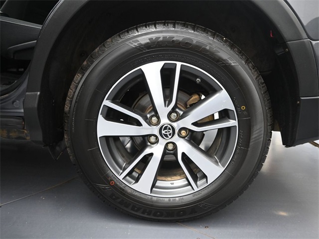 Used 2018 Toyota RAV4 SUV