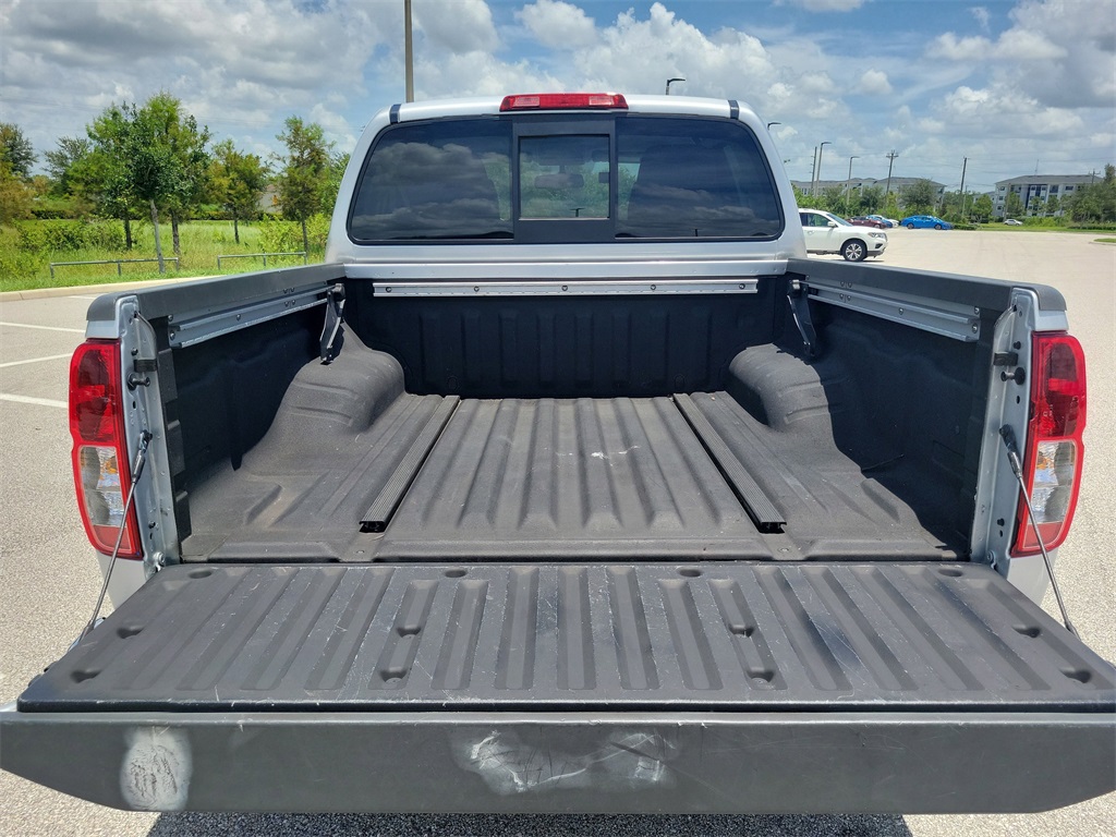 2021 Brilliant Silver Metallic Nissan Frontier SV 4X4 Truck
