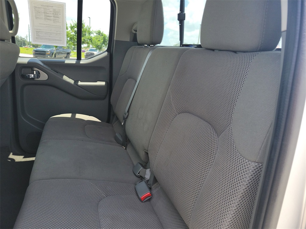 2021 Brilliant Silver Metallic Nissan Frontier SV 4X4 Truck