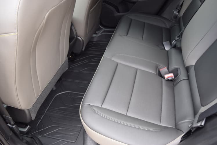 2025 Black Metallic Chevrolet Trax ACTIV FWD SUV