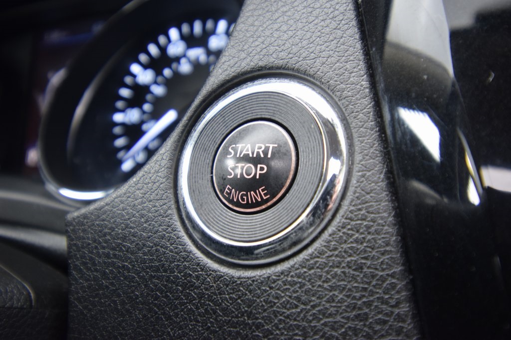 used 2020 Nissan Rogue car, priced at $17,694