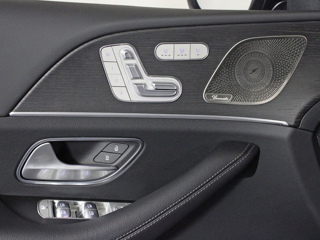 used 2025 Mercedes-Benz GLE car, priced at $69,998