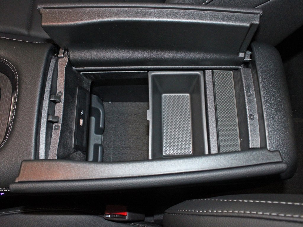 used 2025 Mercedes-Benz GLE car, priced at $69,998