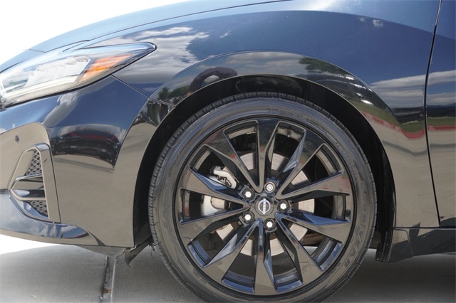 2023 Nissan Maxima SR photo 5