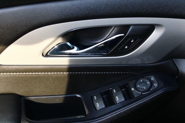 used 2022 Chevrolet Traverse car, priced at $25,000