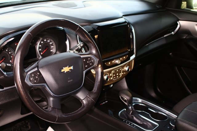 used 2022 Chevrolet Traverse car, priced at $25,000