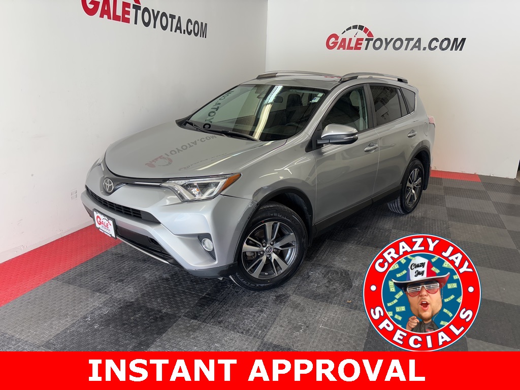 2018 Toyota RAV4 XLE's photo