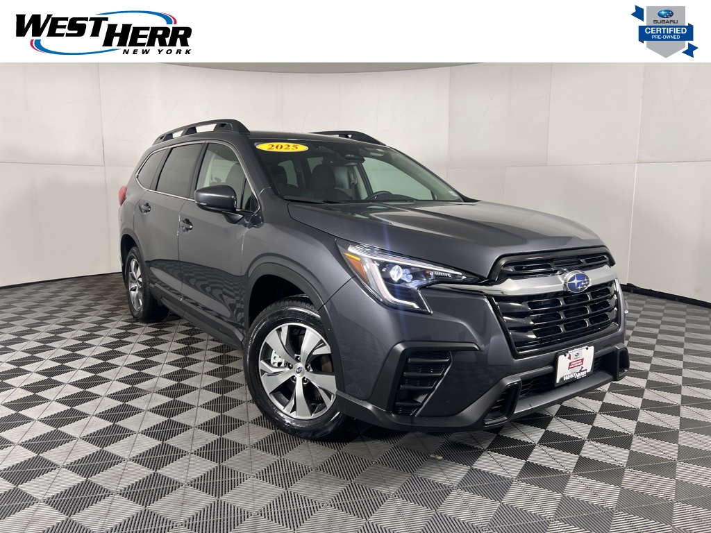 2025 Subaru Ascent Premium's photo