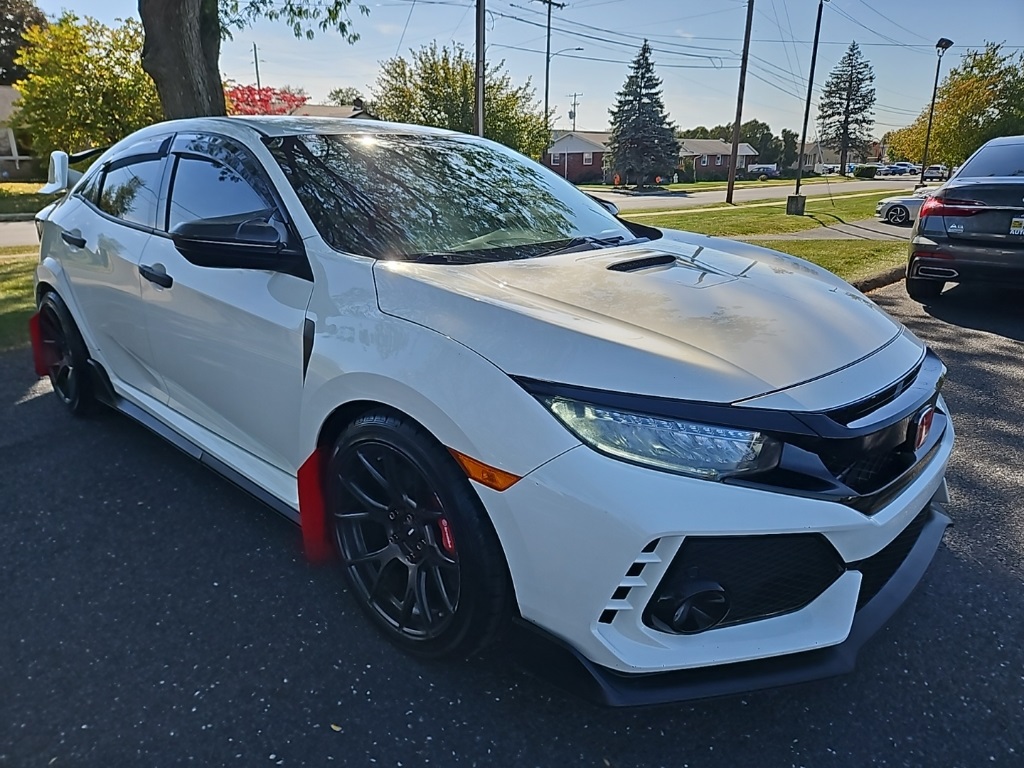 2019 Honda Civic Hatchback Type-R's photo