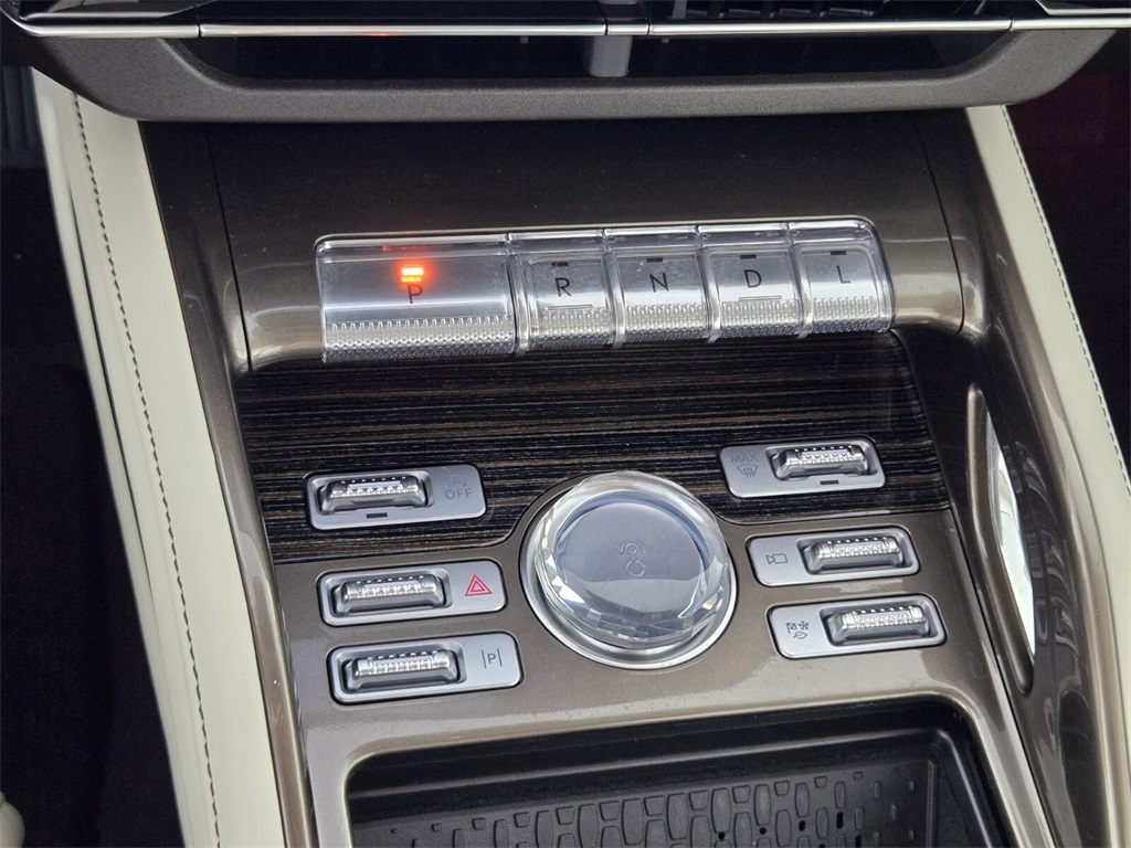 new 2025 Lincoln Nautilus car, priced at $78,645