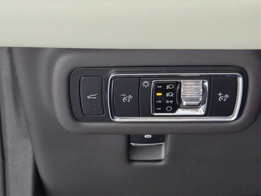 new 2025 Lincoln Nautilus car, priced at $78,645