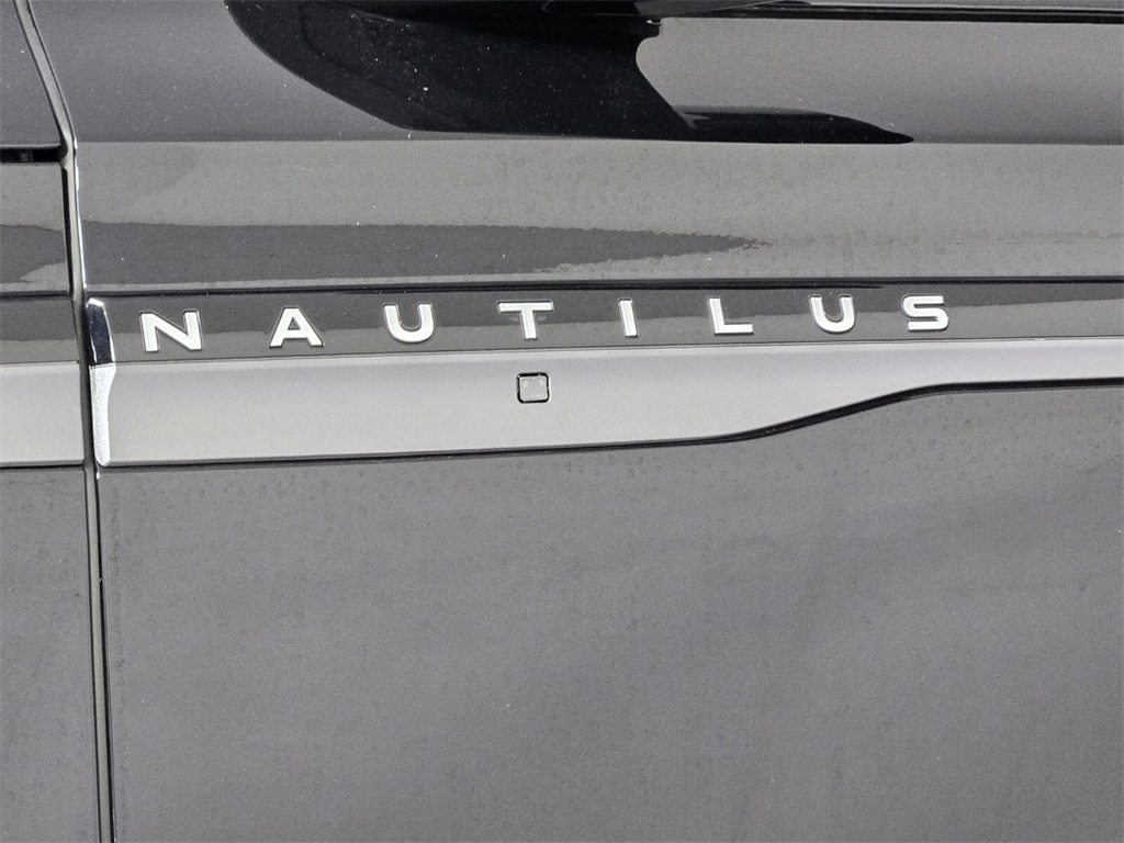 new 2025 Lincoln Nautilus car, priced at $78,645