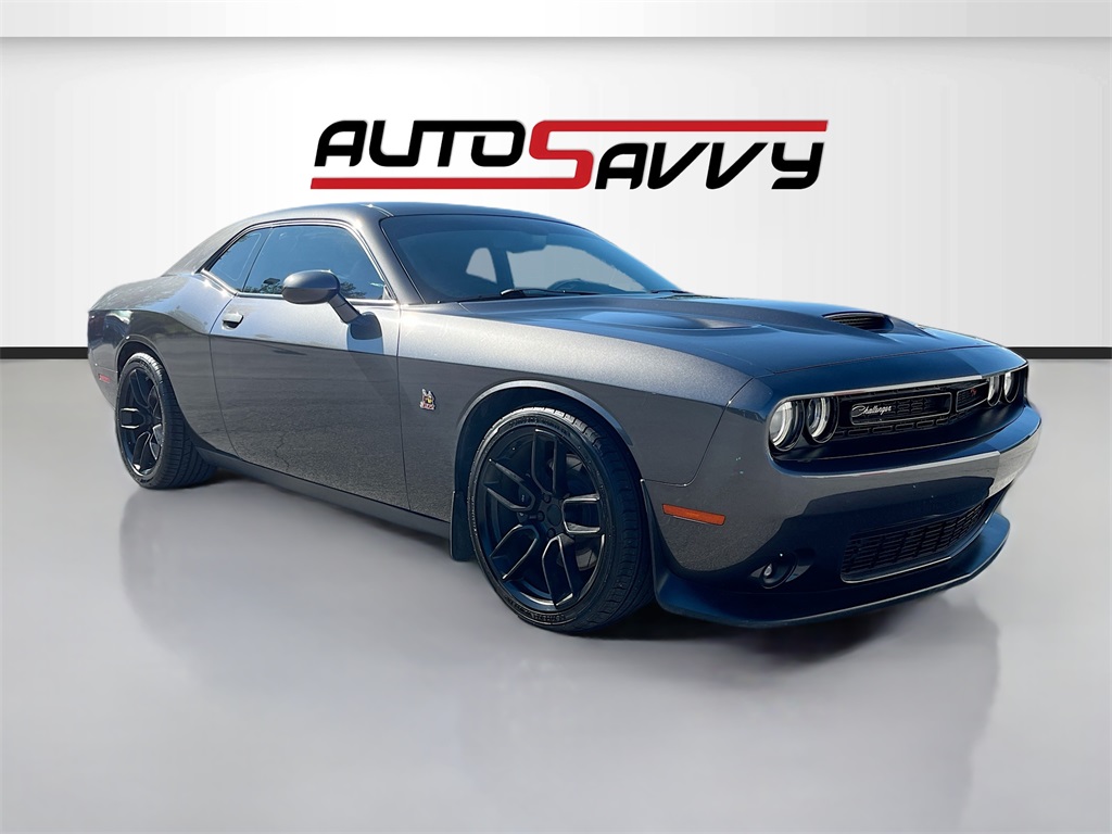 2020 Dodge Challenger R/T's photo