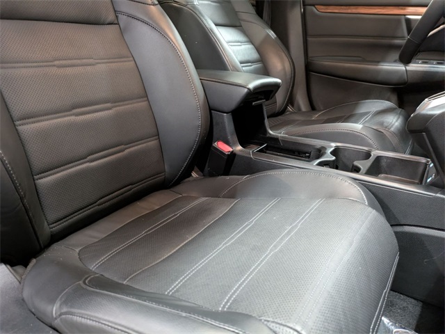 used 2022 Honda CR-V car, priced at $27,300