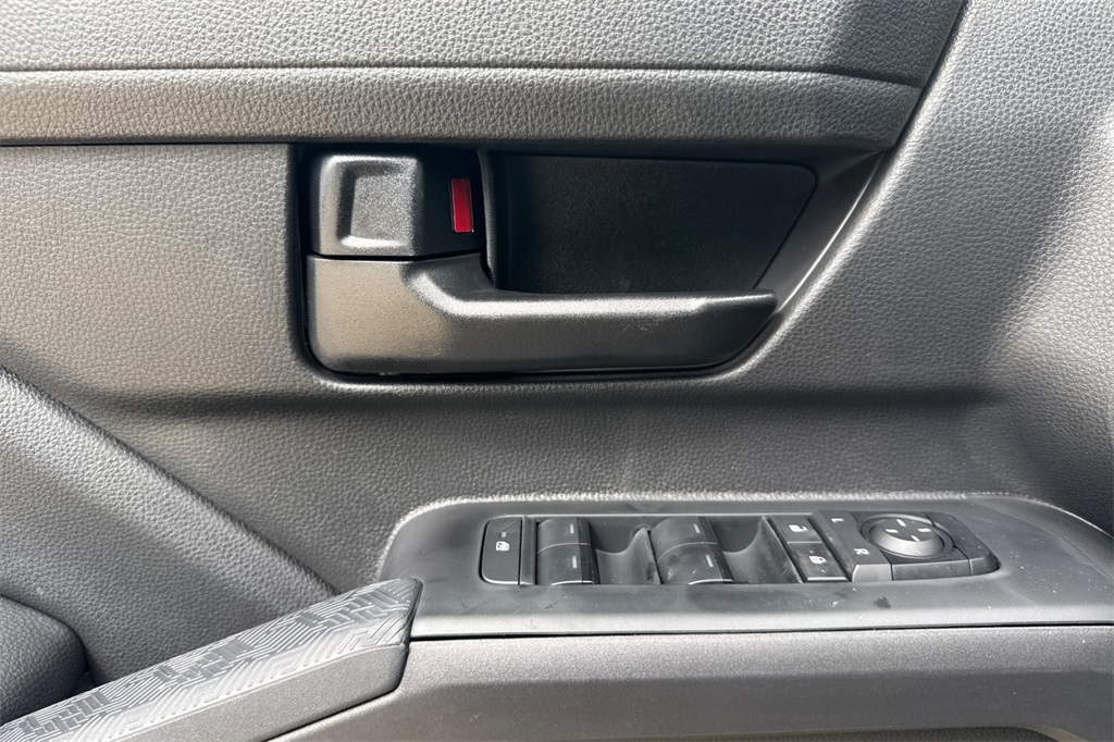 2025 Toyota Tacoma SR5 Double Cab photo 11
