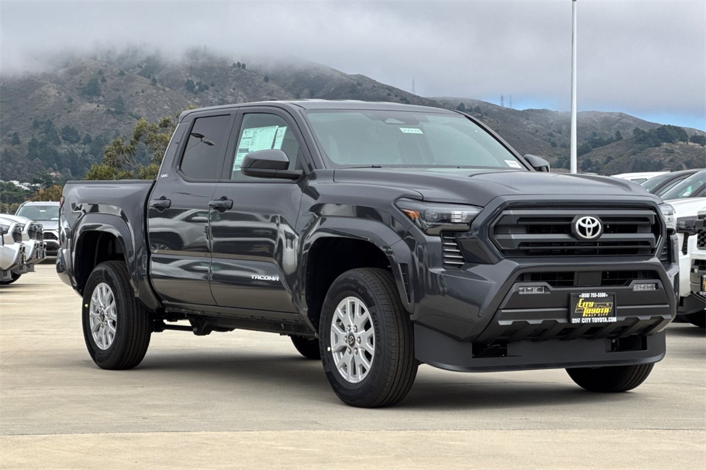 2025 Toyota Tacoma SR5 Double Cab photo 2