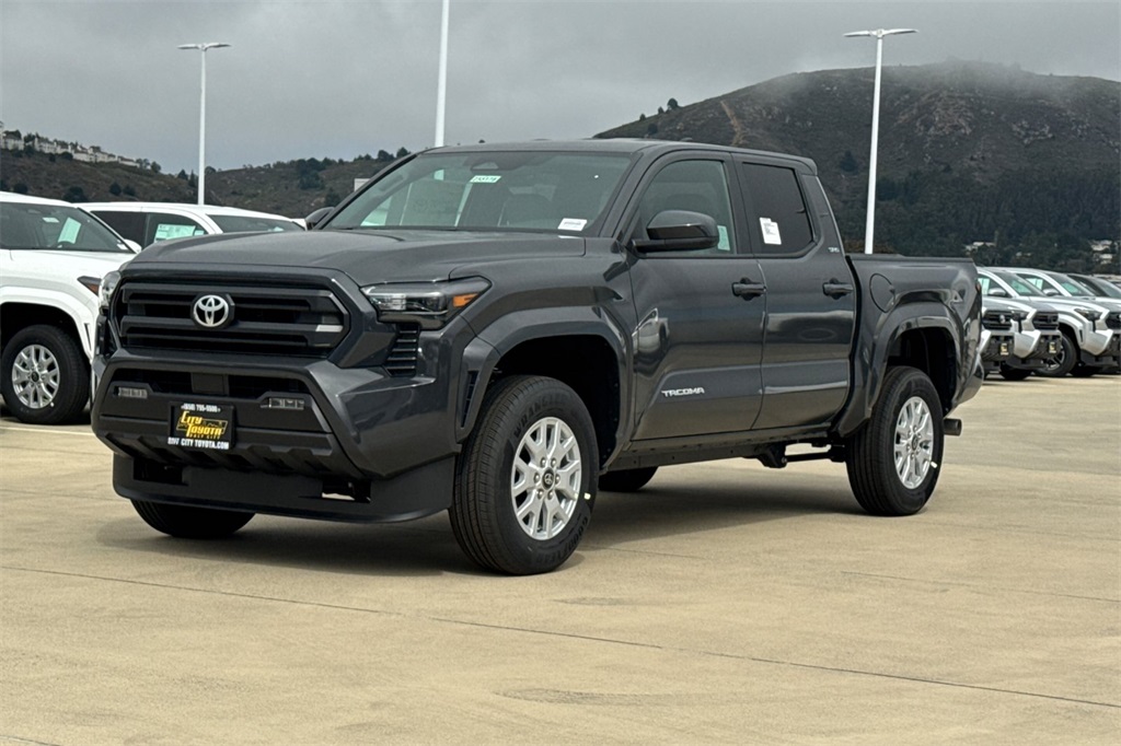 2025 Toyota Tacoma SR5 Double Cab photo 8