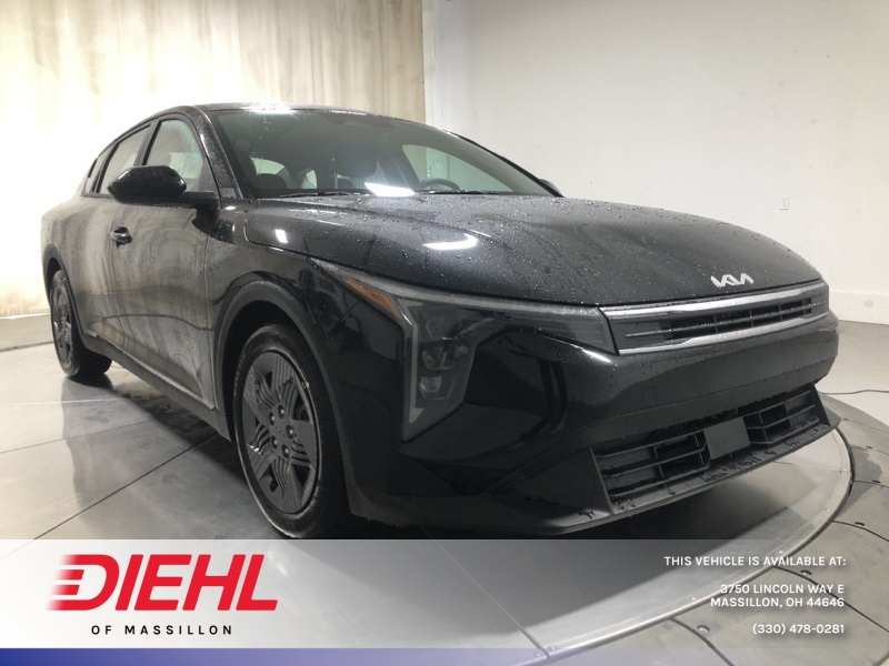 2025 Kia K4 LX's photo