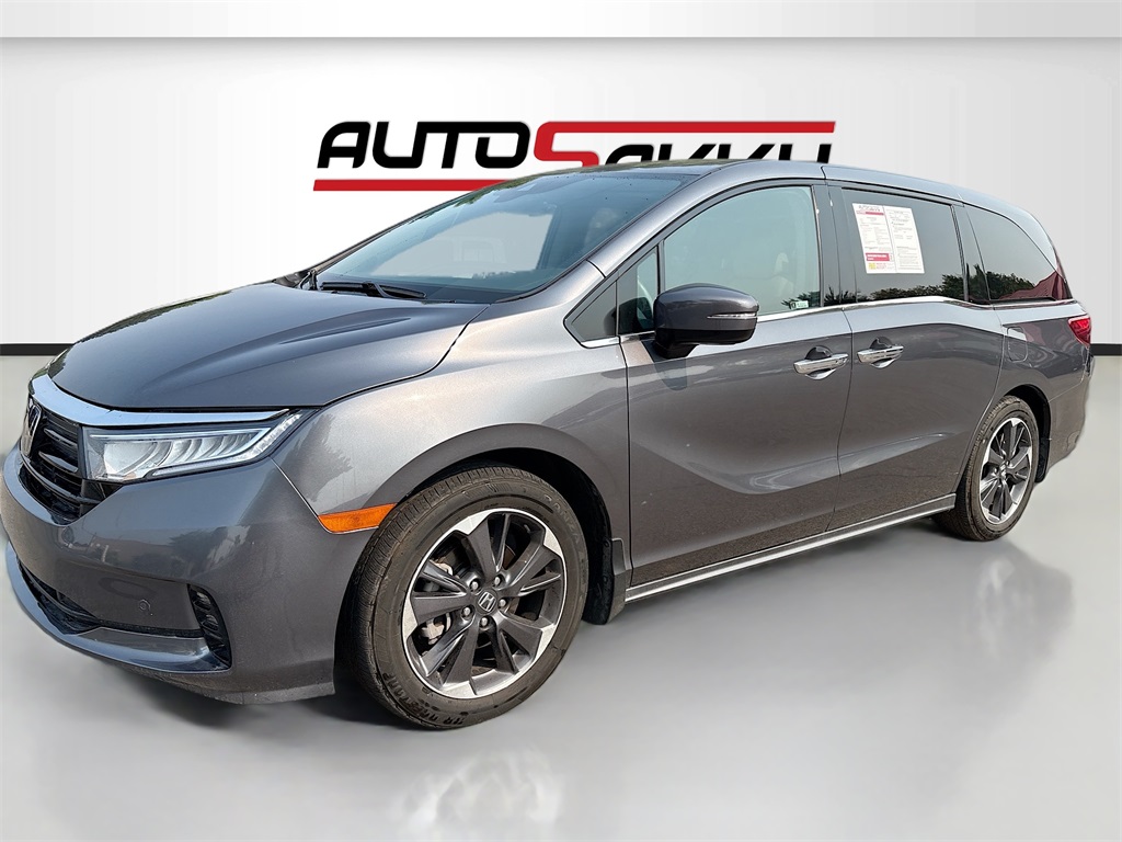 2023 Honda Odyssey Elite photo 3
