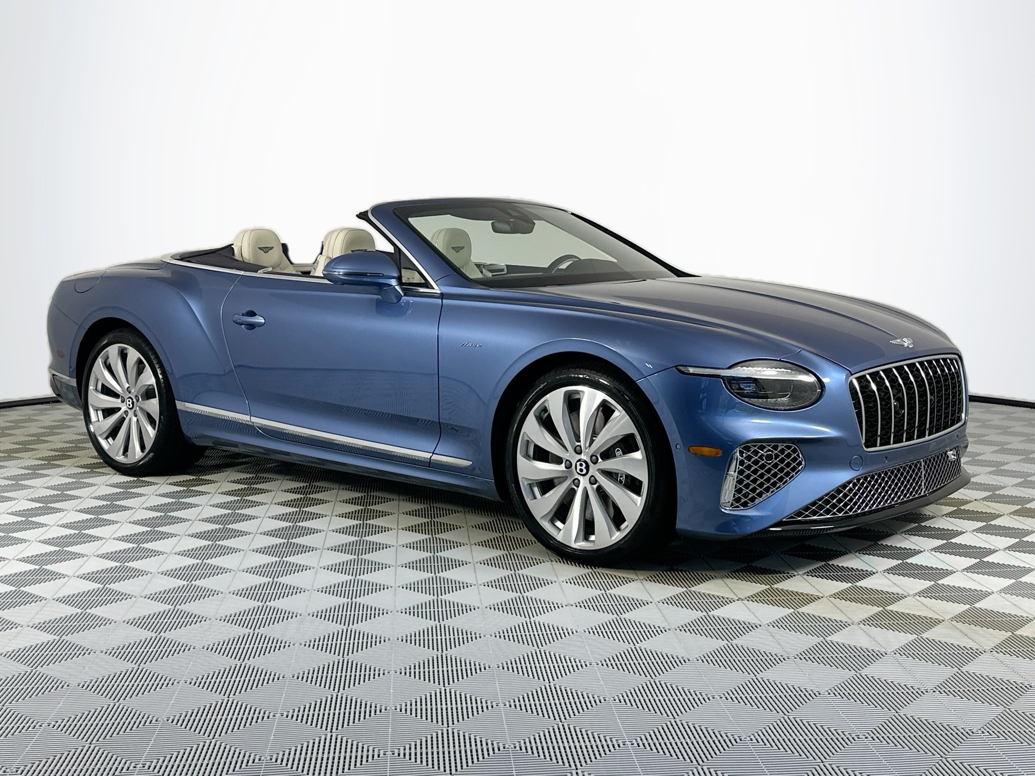 new 2026 Bentley Continental GTC car