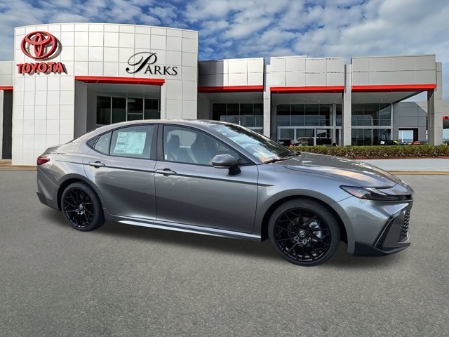 2026 Toyota Camry SE's photo