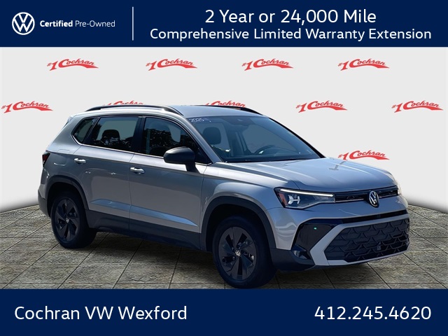 2024 Volkswagen Taos SE photo 4